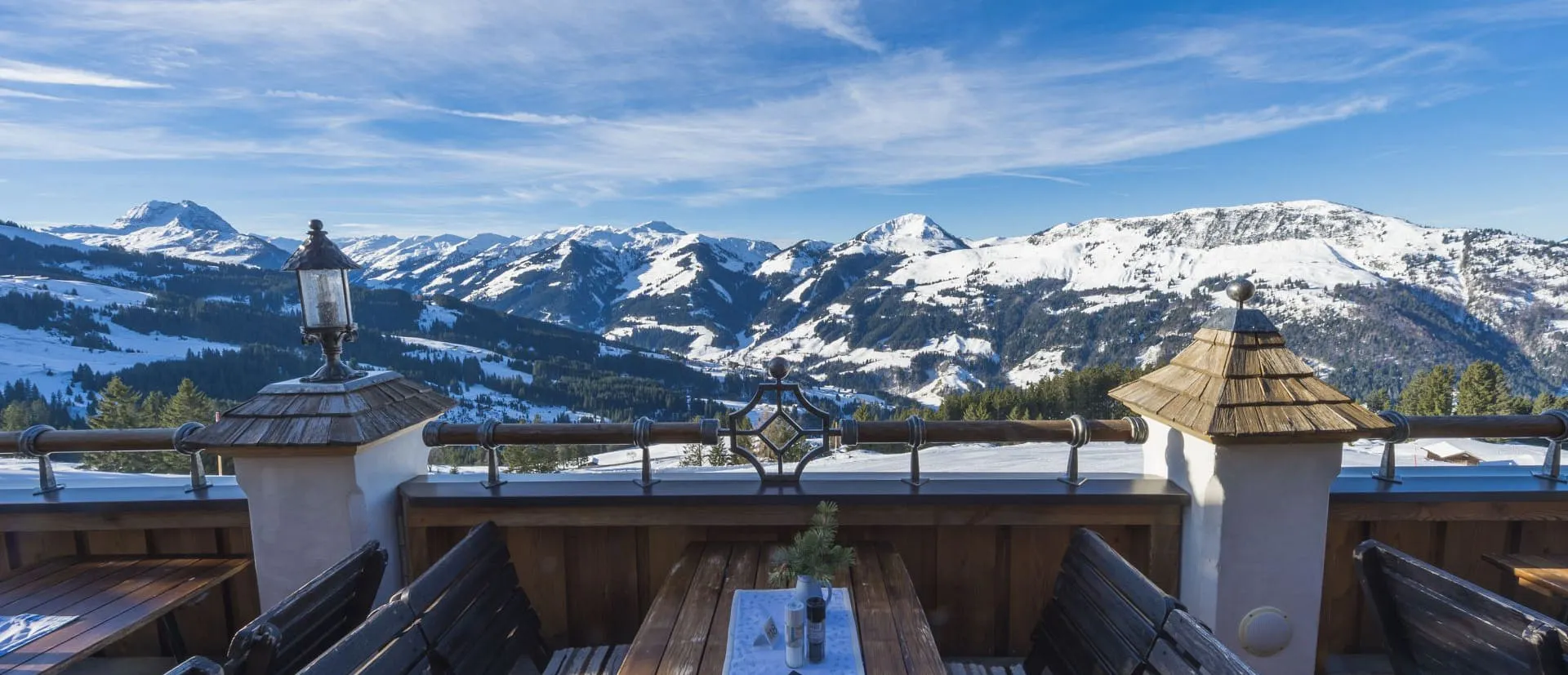 Winterpanorama von der OchsAlm-Terrasse